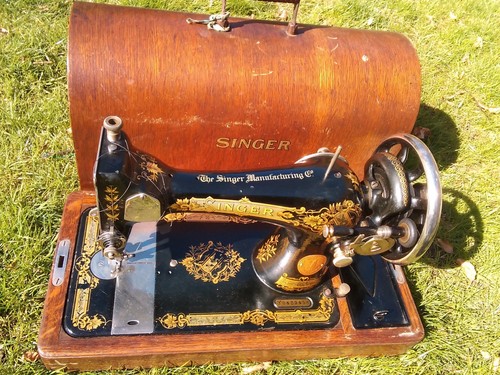 Antique singer sewing - singer, machine