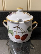Royal Worcester Evesham Gold -