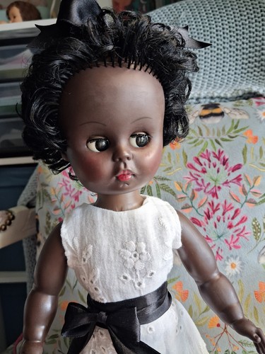 Inches black palitoy girl - 14,