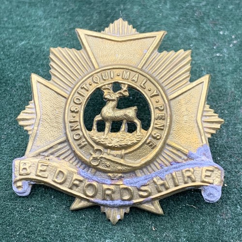 The bedfordshire regiment cap - bedfordshire,