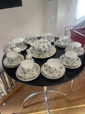 22 piece Vintage Wedgwood Wild Strawberry Tea Set 