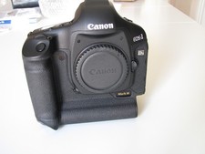 Canon EOS 1Ds Mark III 21.1 MP