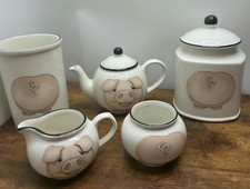 Arthur Wood Pig Teapot Set
