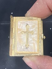 Doll House Church Bible With Printed Pages Miniature Accessory 1:12 Scale