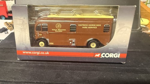 Corgi trackside scale - 1:76,