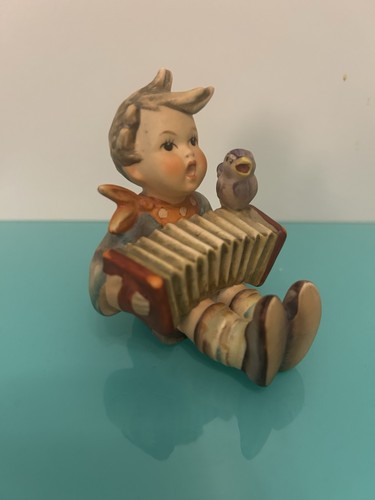Vintage goebel hummel figurine - vintage,