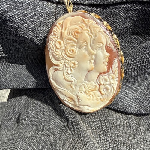 Cameo carat gold sign - 12,