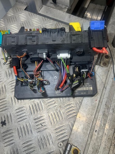 Mercedes vito w639 fuse box - mercedes,