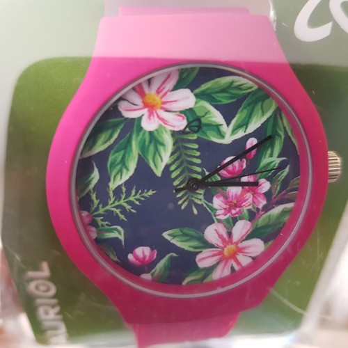 Auriol quartz wrist watch - wrist,
