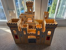 Melissa and Doug Wooden Castle