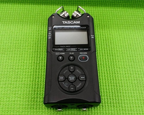 Used tascam version 2 - used, dr-40