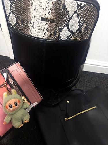 Women handbags job - job, lot