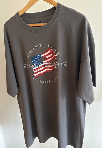 Hanes mens grey shirt with - hanes,