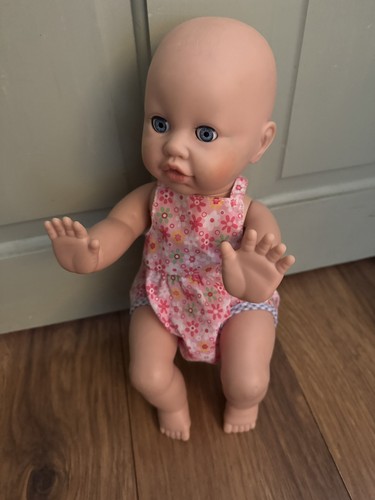 Tak may crawling talking - &,