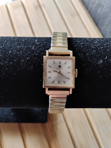 Vintage 9ct gold case ladies - gold,