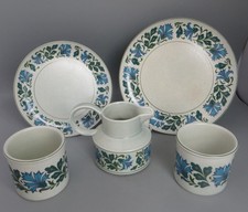 Vintage Retro Midwinter
