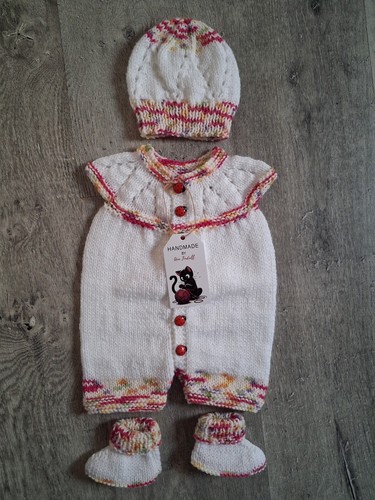 Bespoke handknitted - (k377),