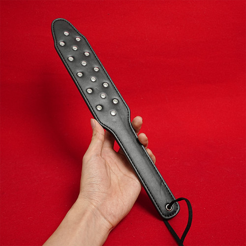 Black leather spanking - black,