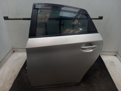Toyota prius left - rear, door