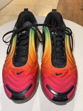 Nike Air Max 720 Be True PRIDE