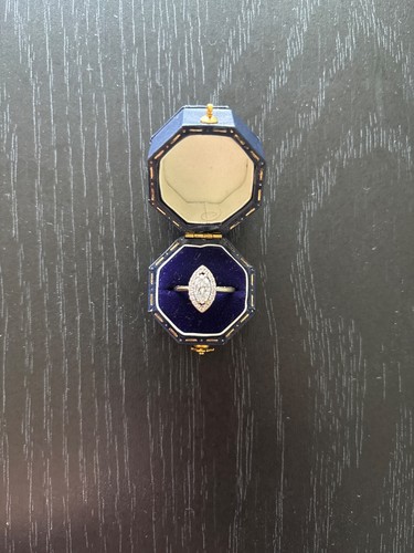 Stunning white gold 18crt - stunning, gold,