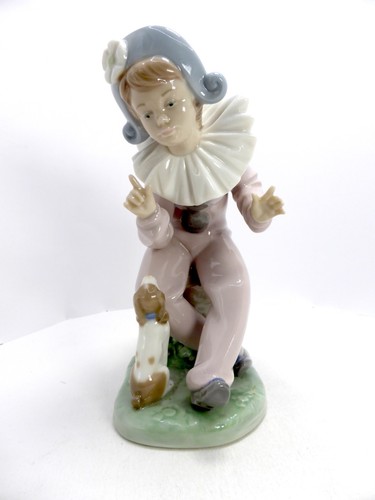 Lladro young clown - nao,