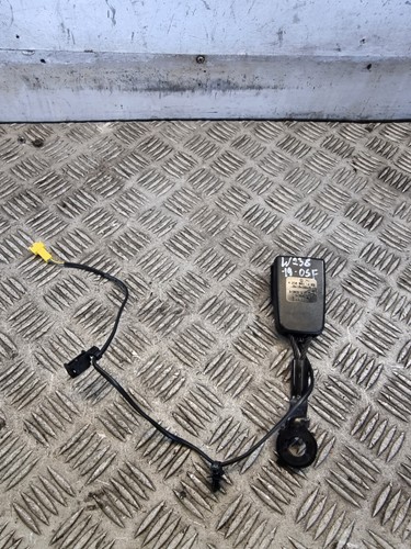 Mercedes e220 seat belt clip - belt,