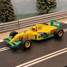 Scalextric 1:32 Car - F2213 F1