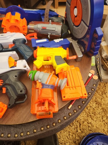 Nerf toys bundle - nerf, pubs