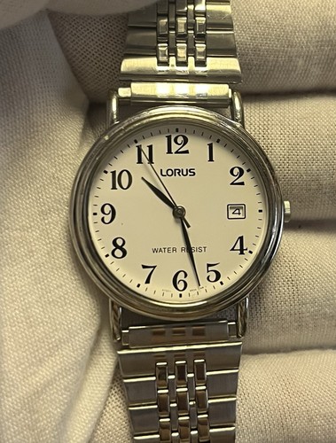 Pre owned lorus watch - owned,
