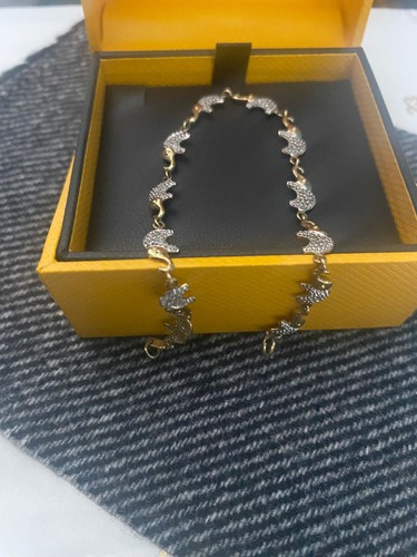 9ct 375 elephants bracelet