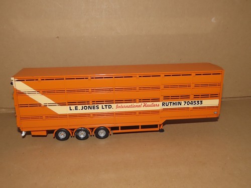 Corgi livestock trailer only - -,