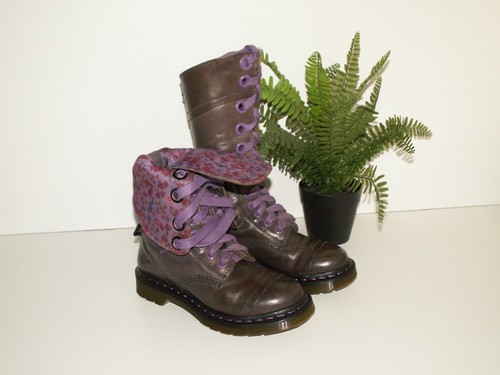 Martens triumph fold over - triumph,