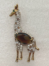 Adrian Buckley Gold Tone Giraffe  Costume Jewellery Brooch