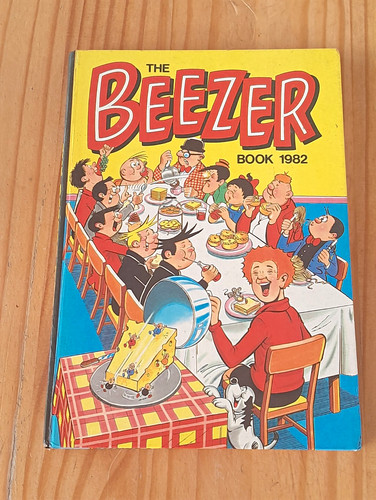 The beezer book 1982 - beezer,