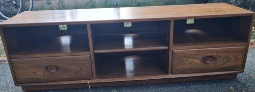 Beautiful ercol windsor - ercol, media