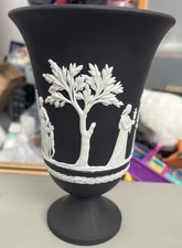 Beautiful large black wedgwood - large,