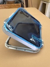 Lewmar size 30 Super Hatch