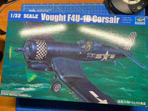 Trumpeter f4u corsair - f4u,
