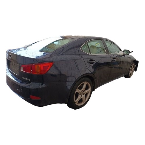 Lexus 220d i - is,
