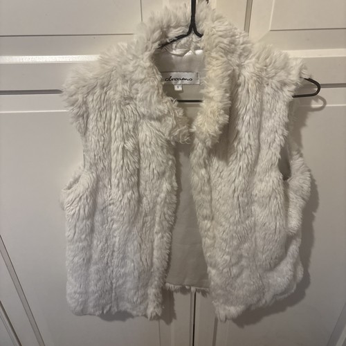 Fluffy body warmer