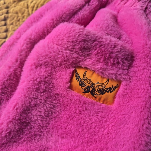 Lava land lazy oaf fluffy - land,