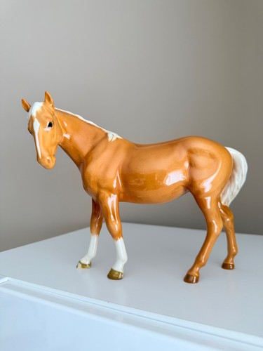 Beswick palomino mare - beswick,