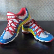 Bloch Wave Split Sole Dance