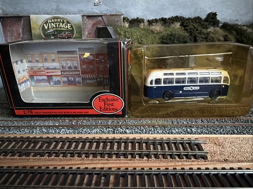 Efe 16203 royal blue - 1:76,