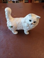 BESWICK WHITE PERSIAN CAT  FIGURINE