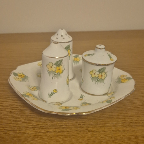 Gladstone primrose bone - bone, china