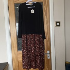 BNWT Oasis midi dress S