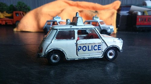 Dinky toys 250 police mini - dinky,