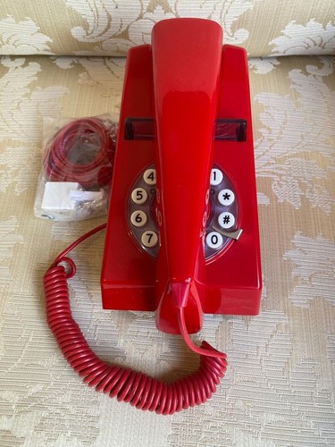 Outstanding red retro - red, push